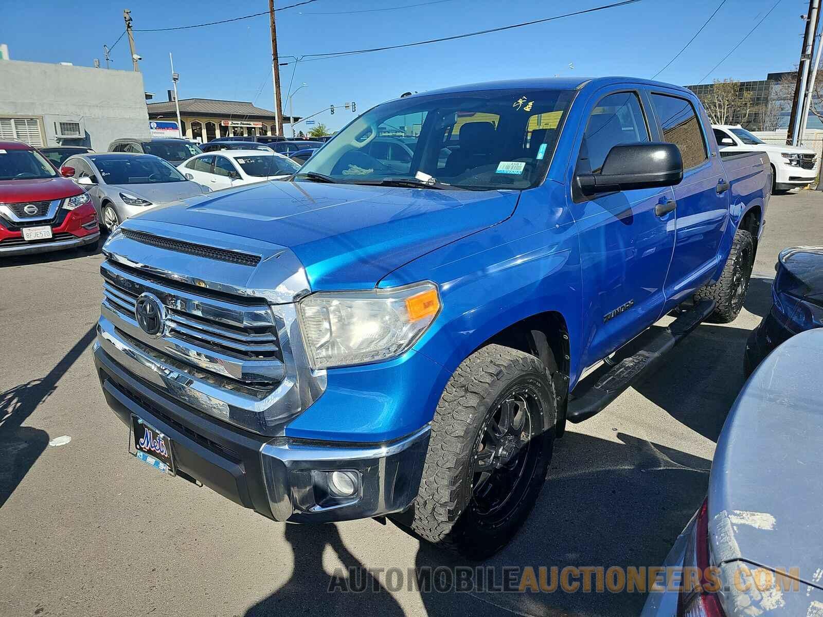 5TFEM5F15HX110956 Toyota Tundra 2017