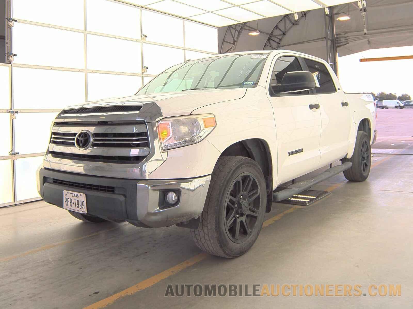 5TFEM5F15HX120046 Toyota Tundra 2017