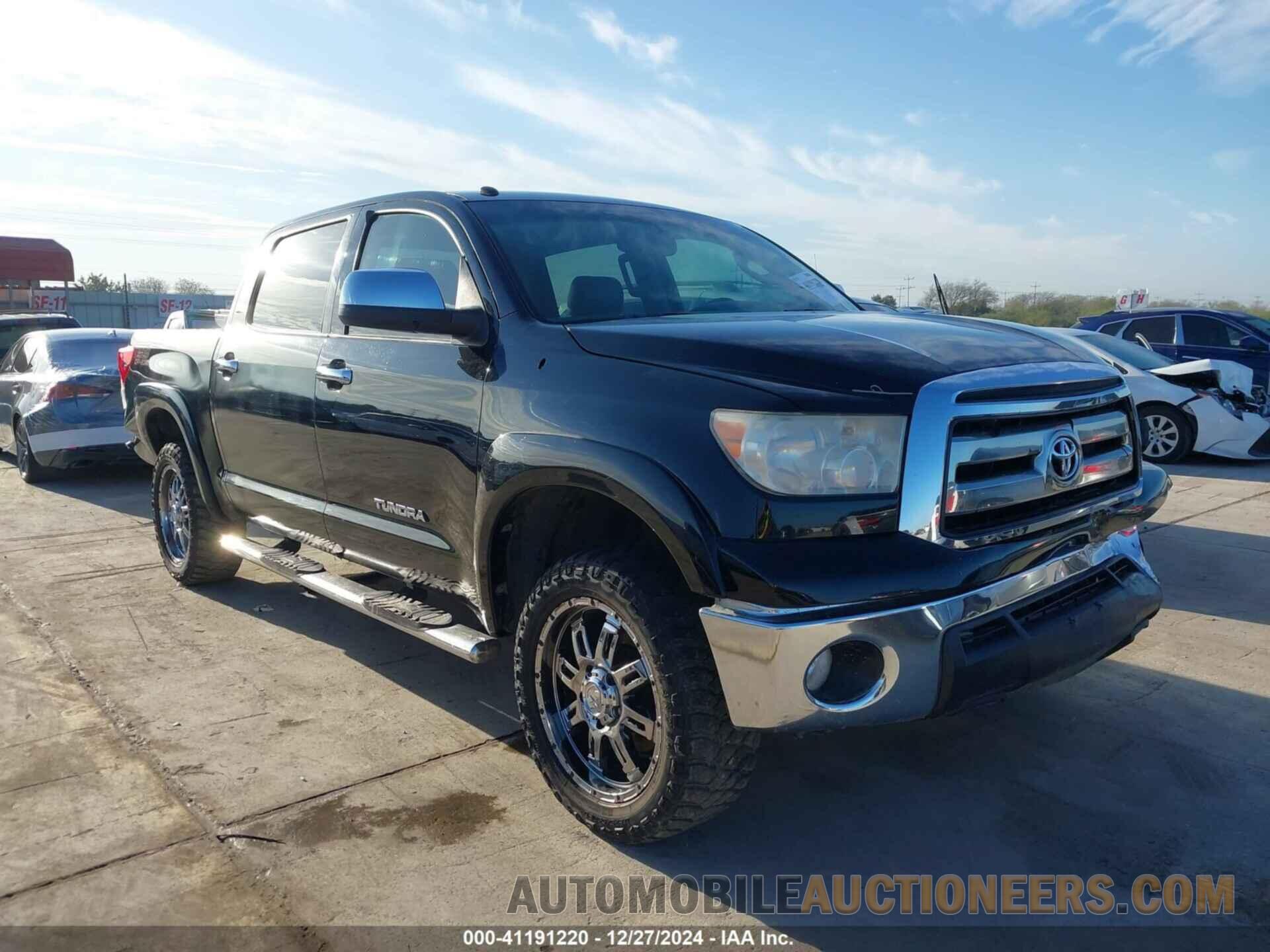 5TFEM5F16DX066329 TOYOTA TUNDRA 2013