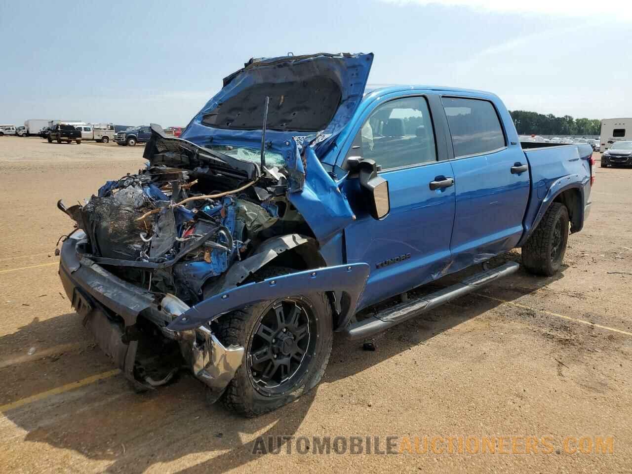 5TFEM5F16HX116068 TOYOTA TUNDRA 2017