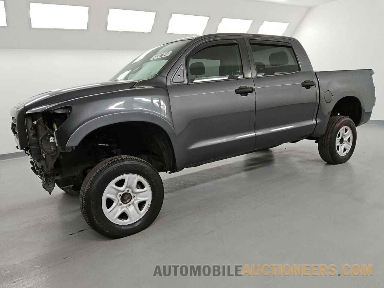 5TFEM5F17DX052603 TOYOTA TUNDRA 2013