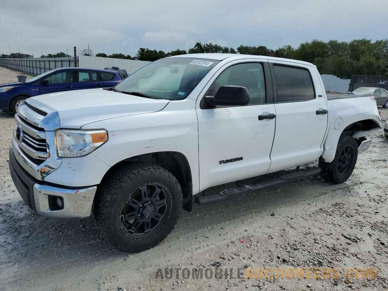 5TFEM5F17GX108558 TOYOTA TUNDRA 2016