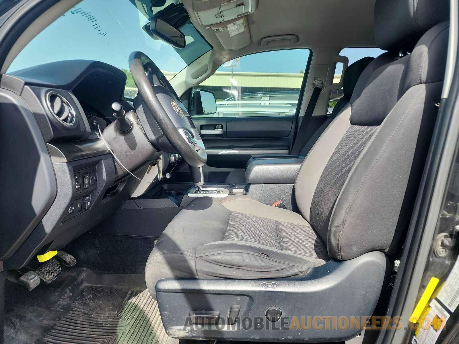 5TFEM5F18JX128616 Toyota Tundra 2018