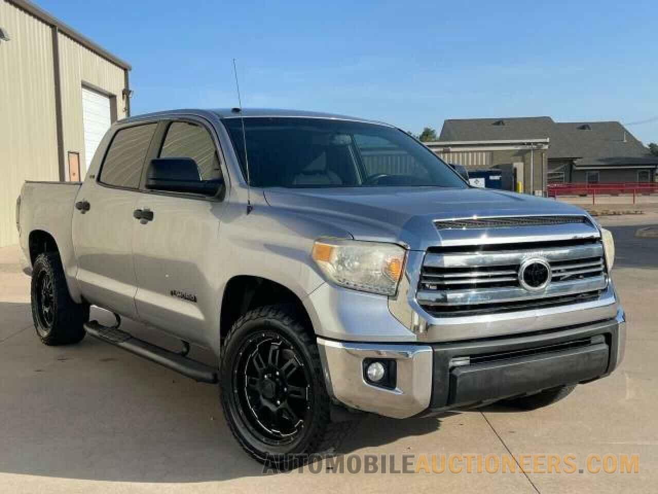 5TFEM5F19HX113858 TOYOTA TUNDRA 2017