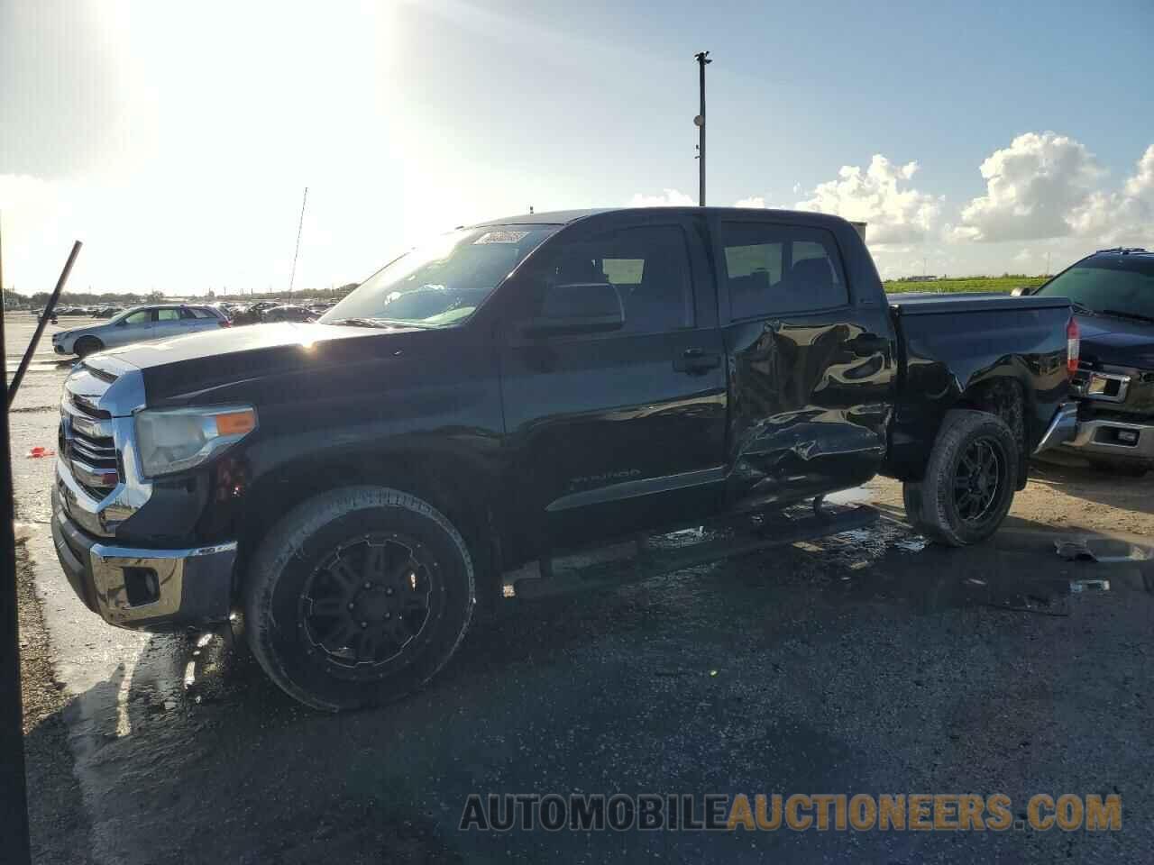 5TFEM5F1XGX100082 TOYOTA TUNDRA 2016