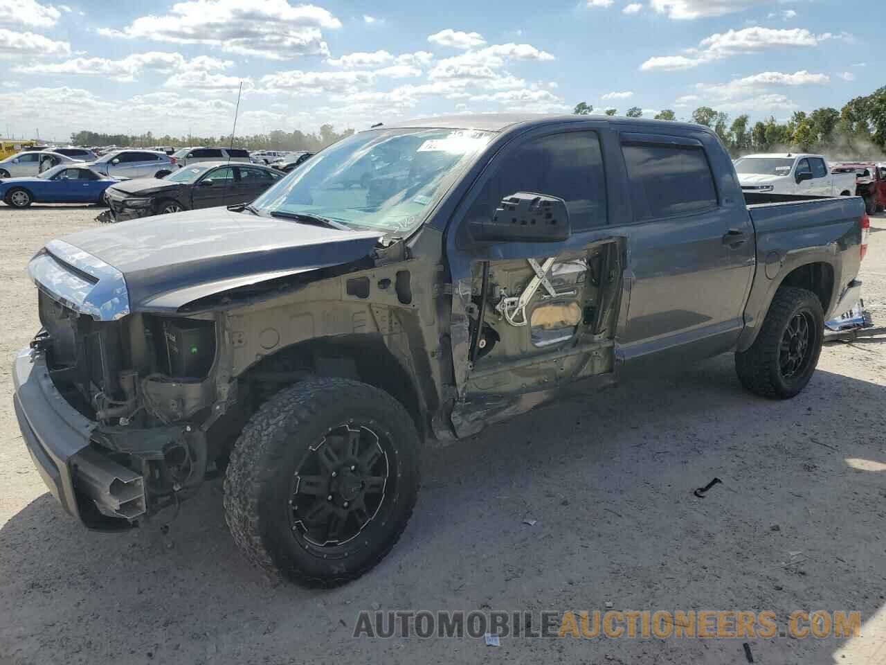 5TFEM5F1XGX105170 TOYOTA TUNDRA 2016