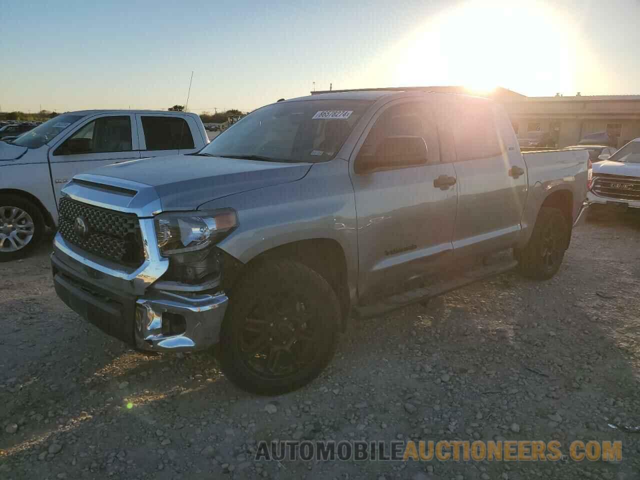 5TFEM5F1XKX141451 TOYOTA TUNDRA 2019