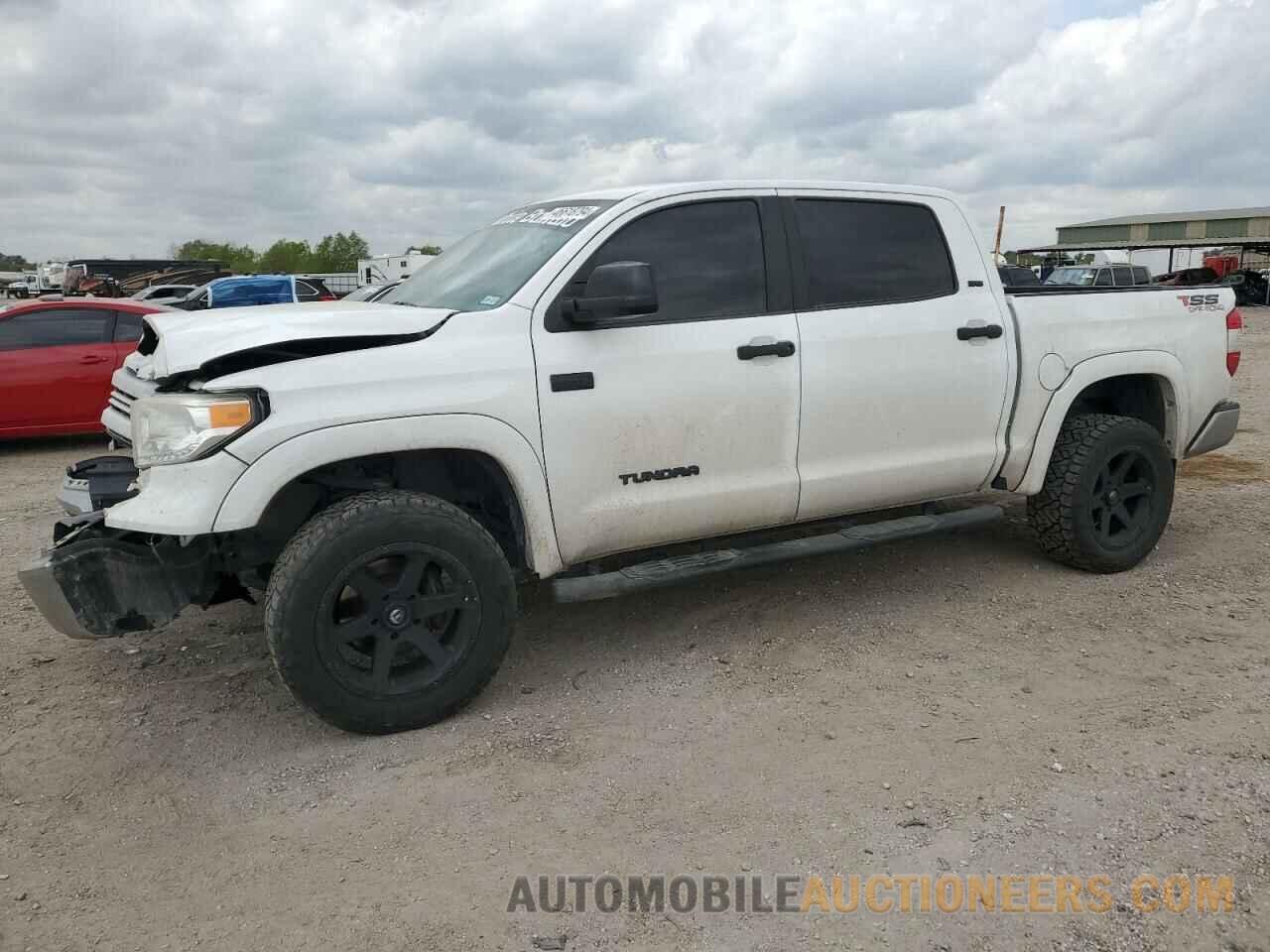 5TFEW5F15HX215863 TOYOTA TUNDRA 2017