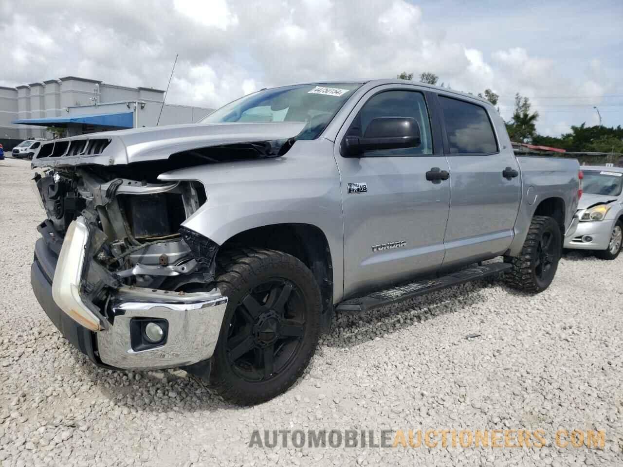 5TFEW5F1XHX228916 TOYOTA TUNDRA 2017