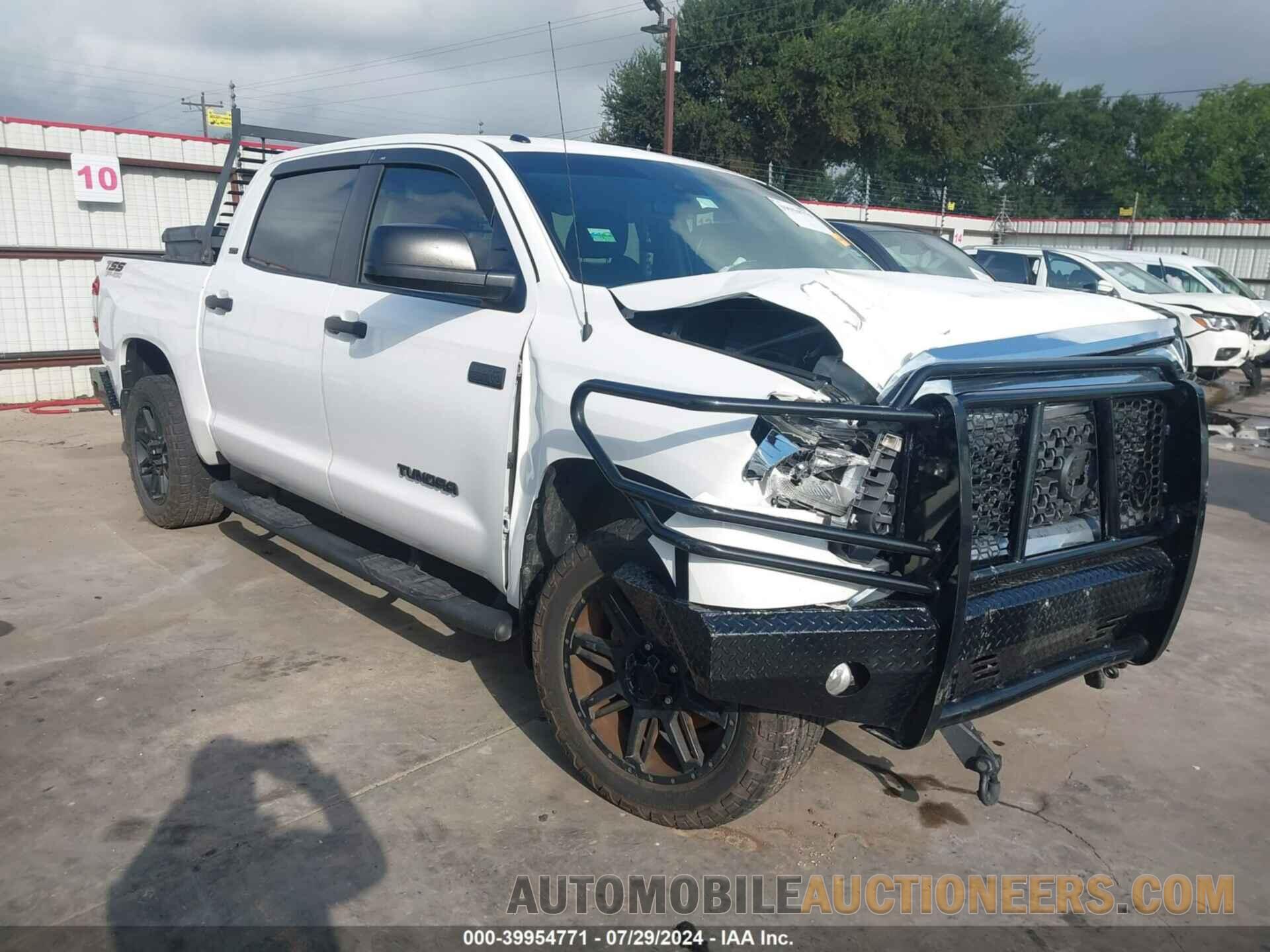 5TFEY5F11JX238153 TOYOTA TUNDRA 2018