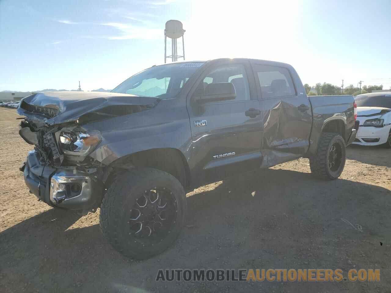 5TFEY5F14JX229897 TOYOTA TUNDRA 2018