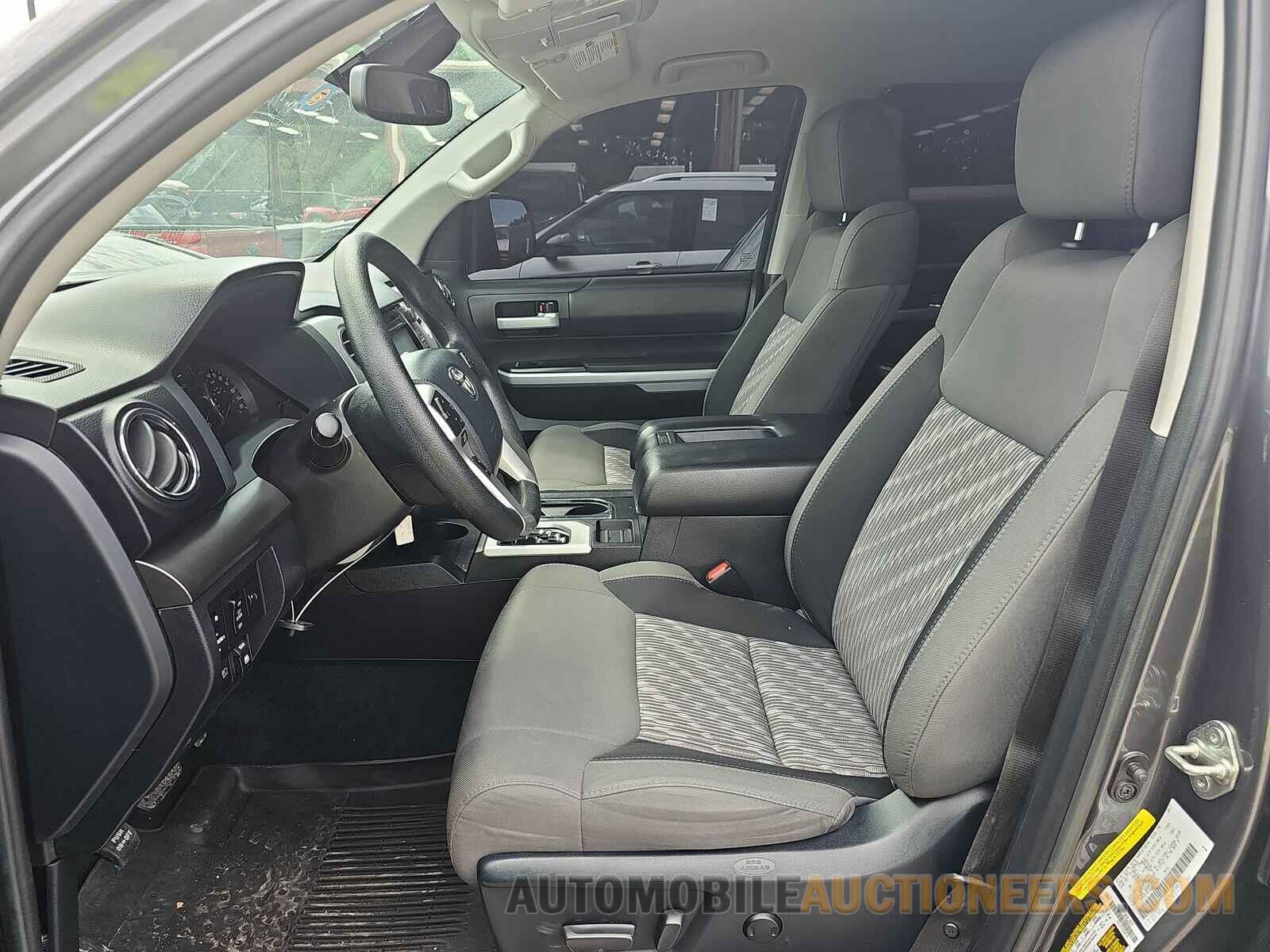 5TFEY5F16JX230453 Toyota Tundra 2018