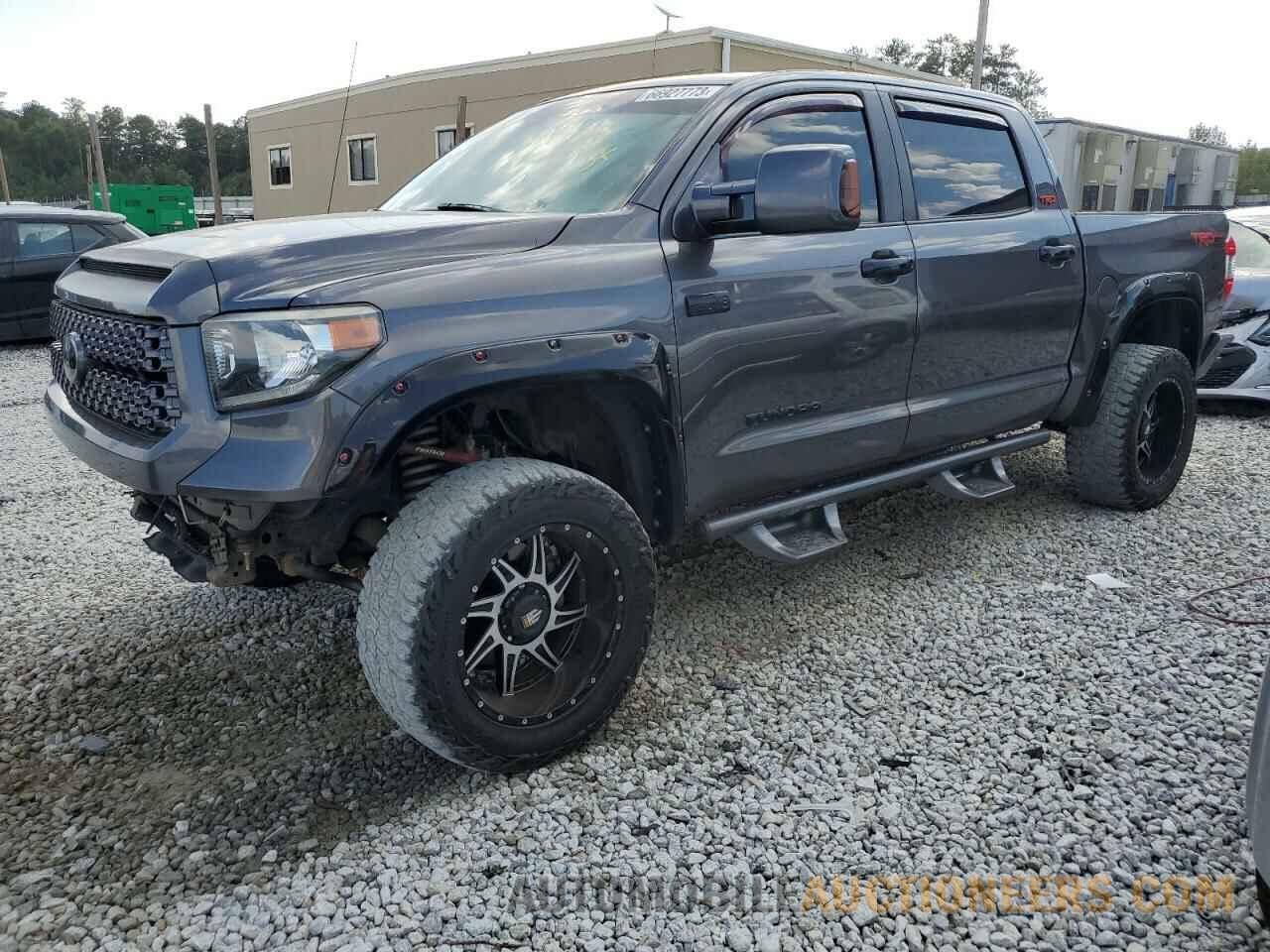 5TFEY5F16JX231974 TOYOTA TUNDRA 2018