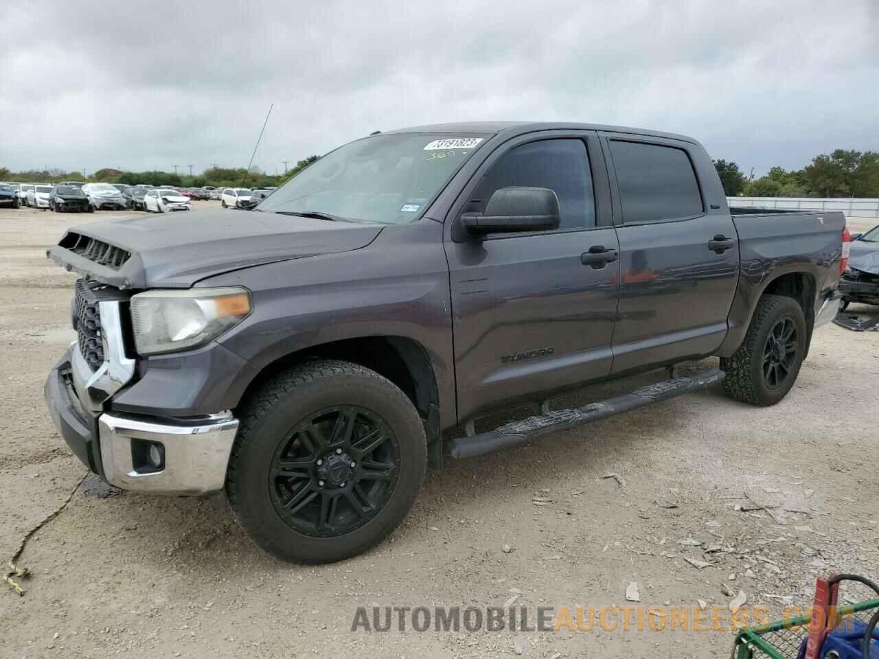 5TFEY5F17JX240215 TOYOTA TUNDRA 2018