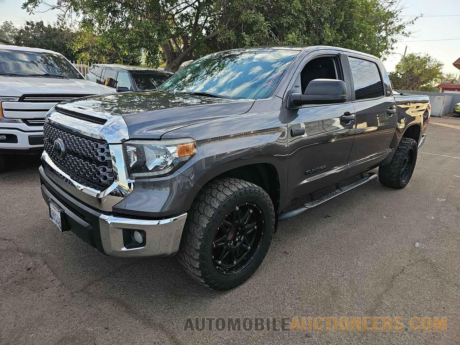 5TFEY5F17LX262749 Toyota Tundra 2020