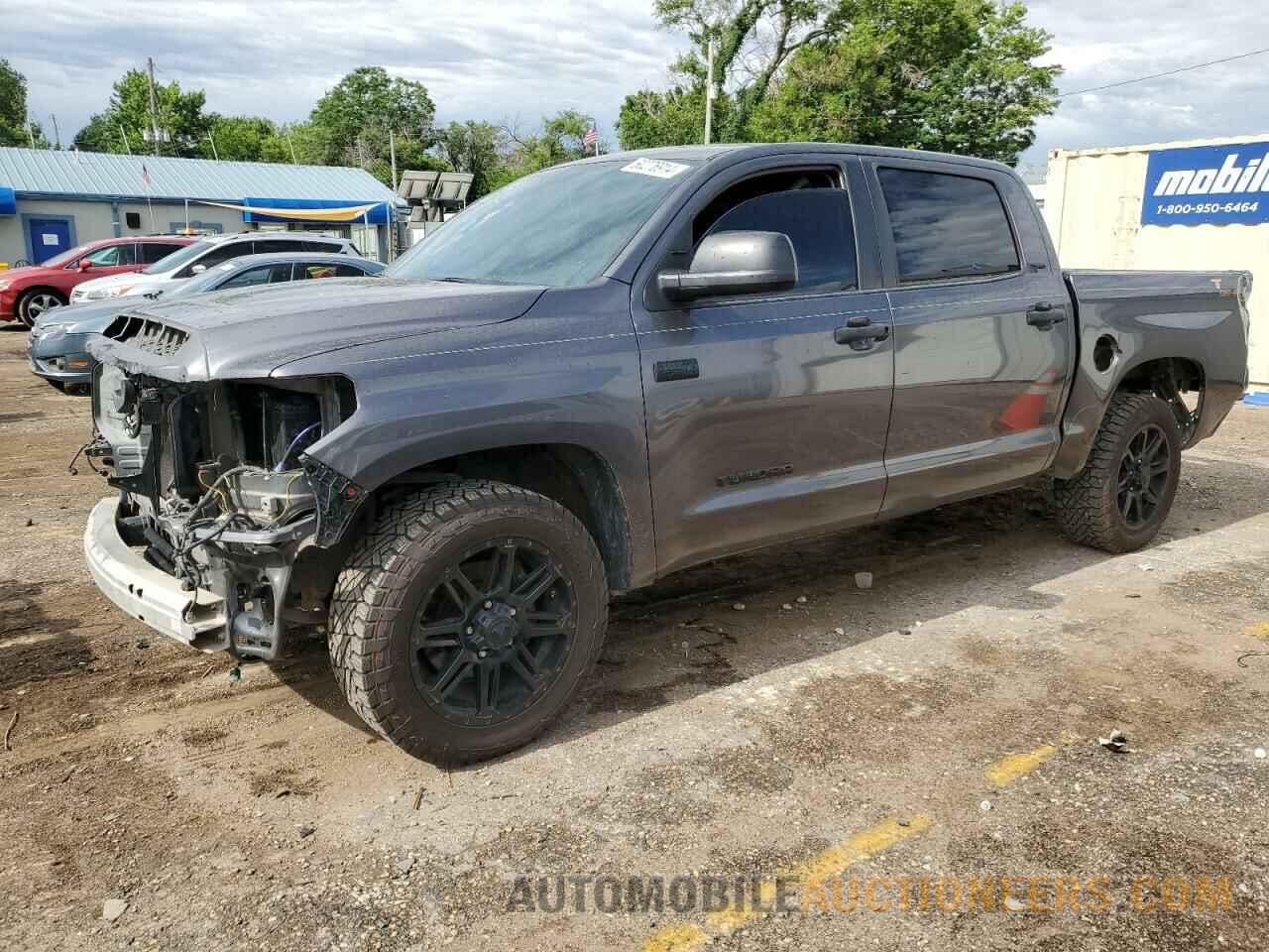 5TFEY5F18JX236948 TOYOTA TUNDRA 2018