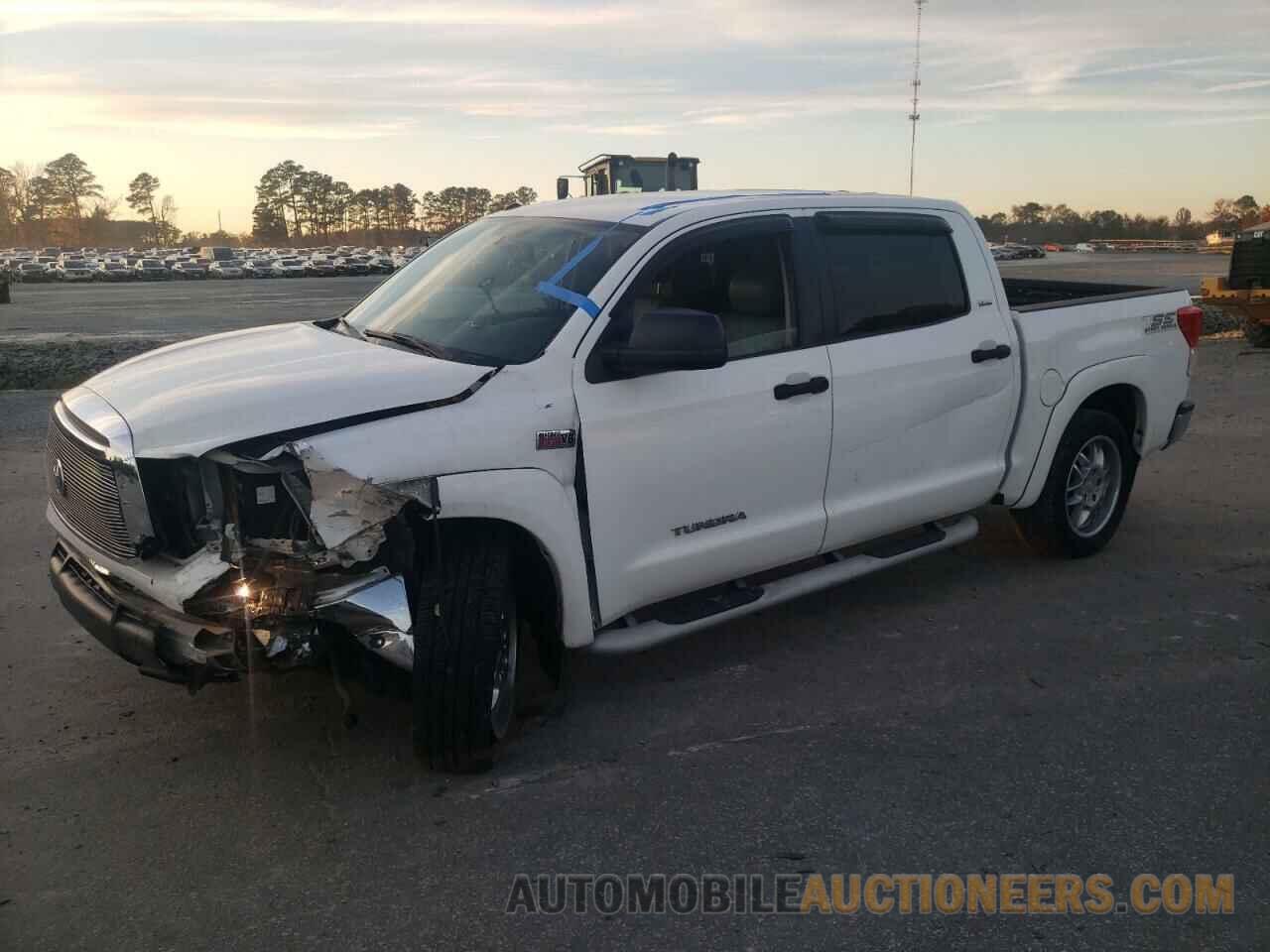 5TFEY5F1XBX104971 TOYOTA TUNDRA 2011