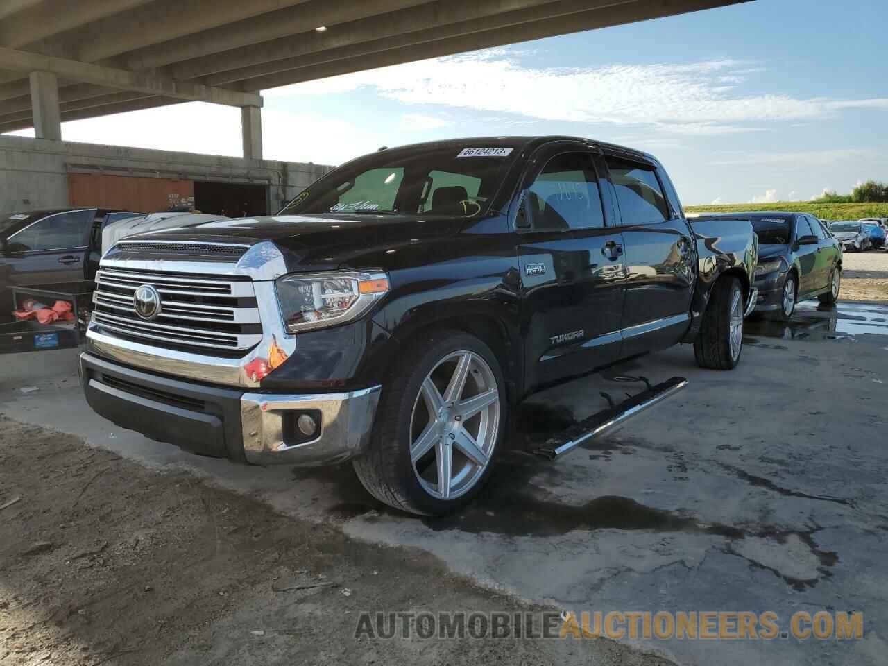 5TFFY5F13JX233525 TOYOTA TUNDRA 2018