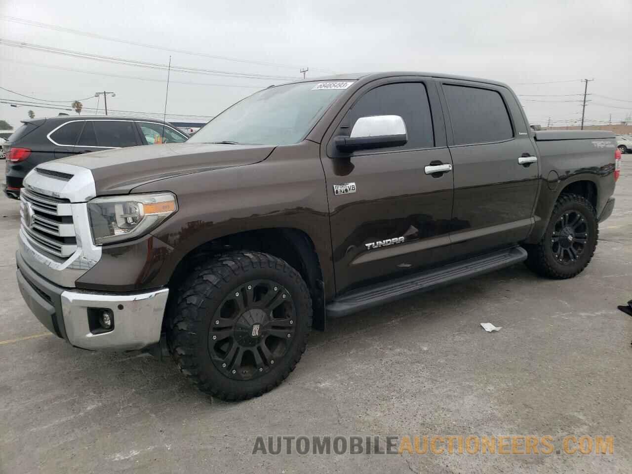 5TFFY5F18JX239384 TOYOTA TUNDRA 2018