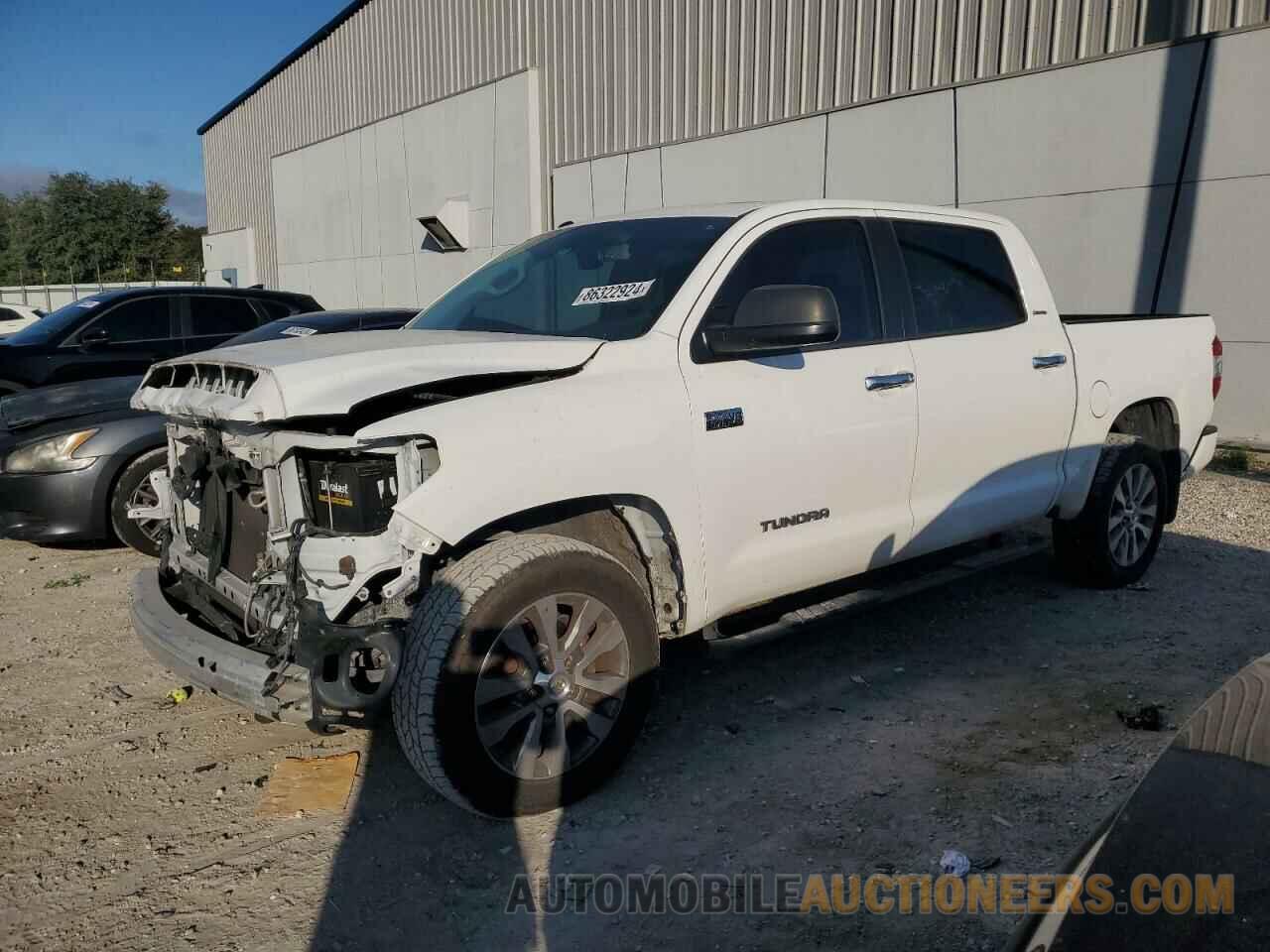 5TFHW5F12HX659196 TOYOTA TUNDRA 2017