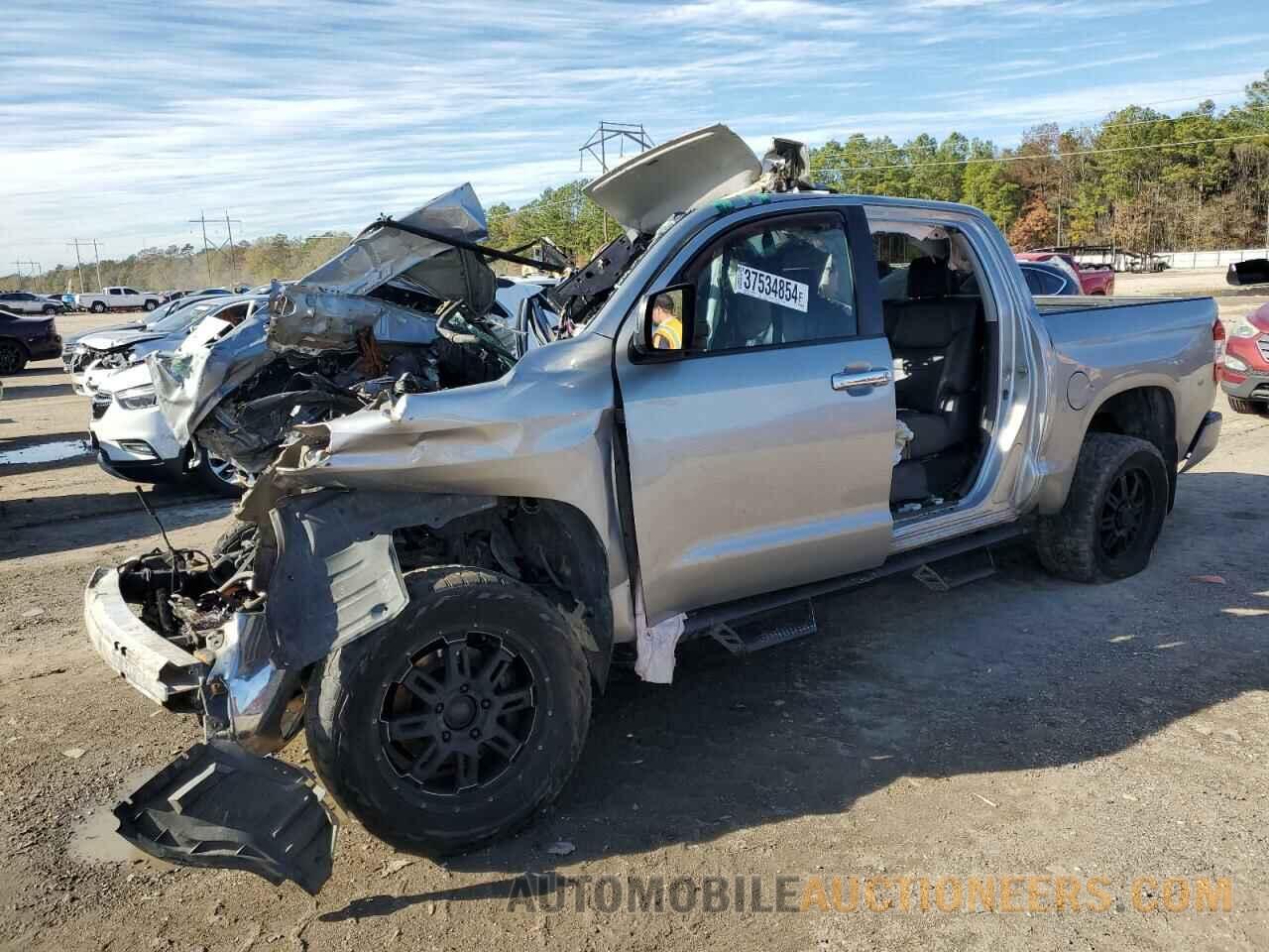 5TFHW5F13HX600349 TOYOTA TUNDRA 2017