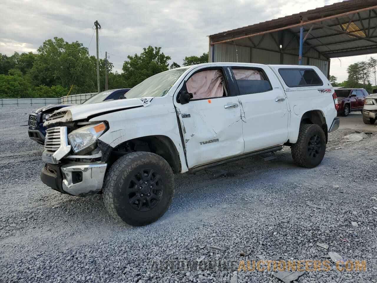 5TFHW5F15HX599852 TOYOTA TUNDRA 2017