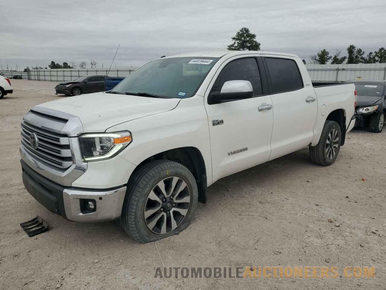 5TFHW5F15JX698662 TOYOTA TUNDRA 2018