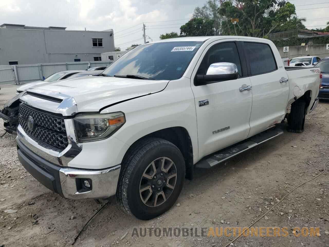 5TFHW5F17JX748168 TOYOTA TUNDRA 2018