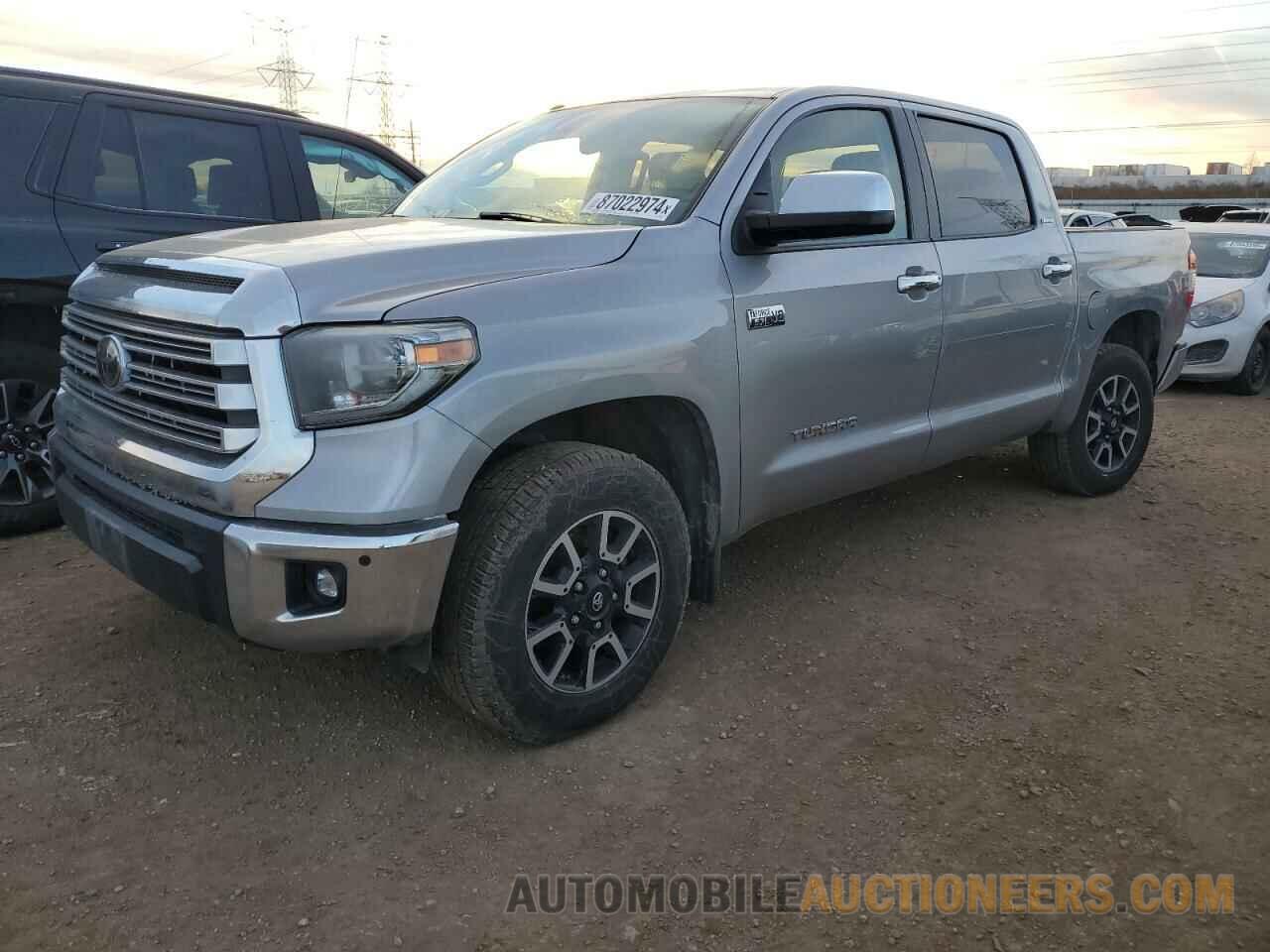 5TFHW5F18JX739432 TOYOTA TUNDRA 2018