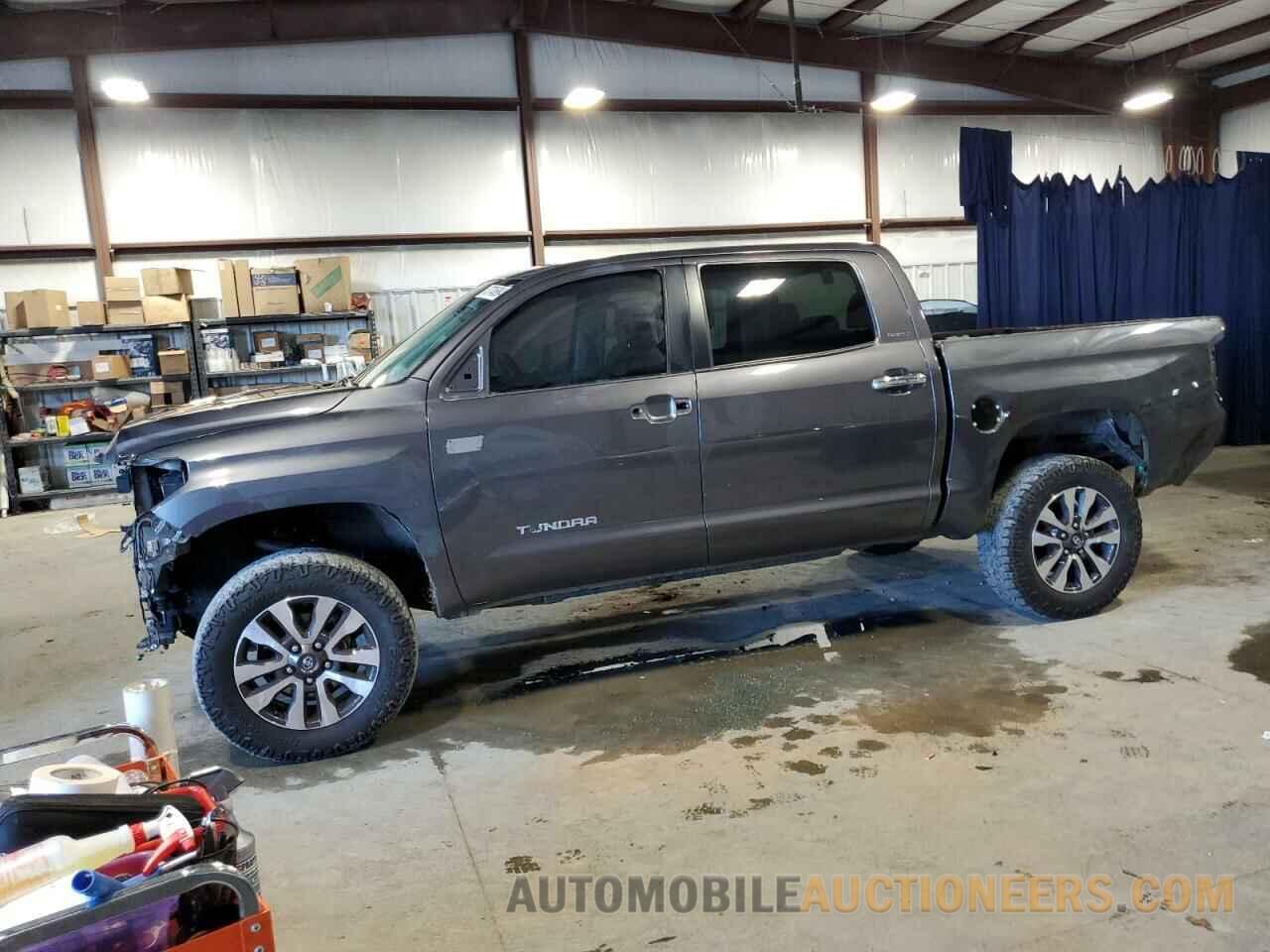 5TFHW5F19JX687616 TOYOTA TUNDRA 2018