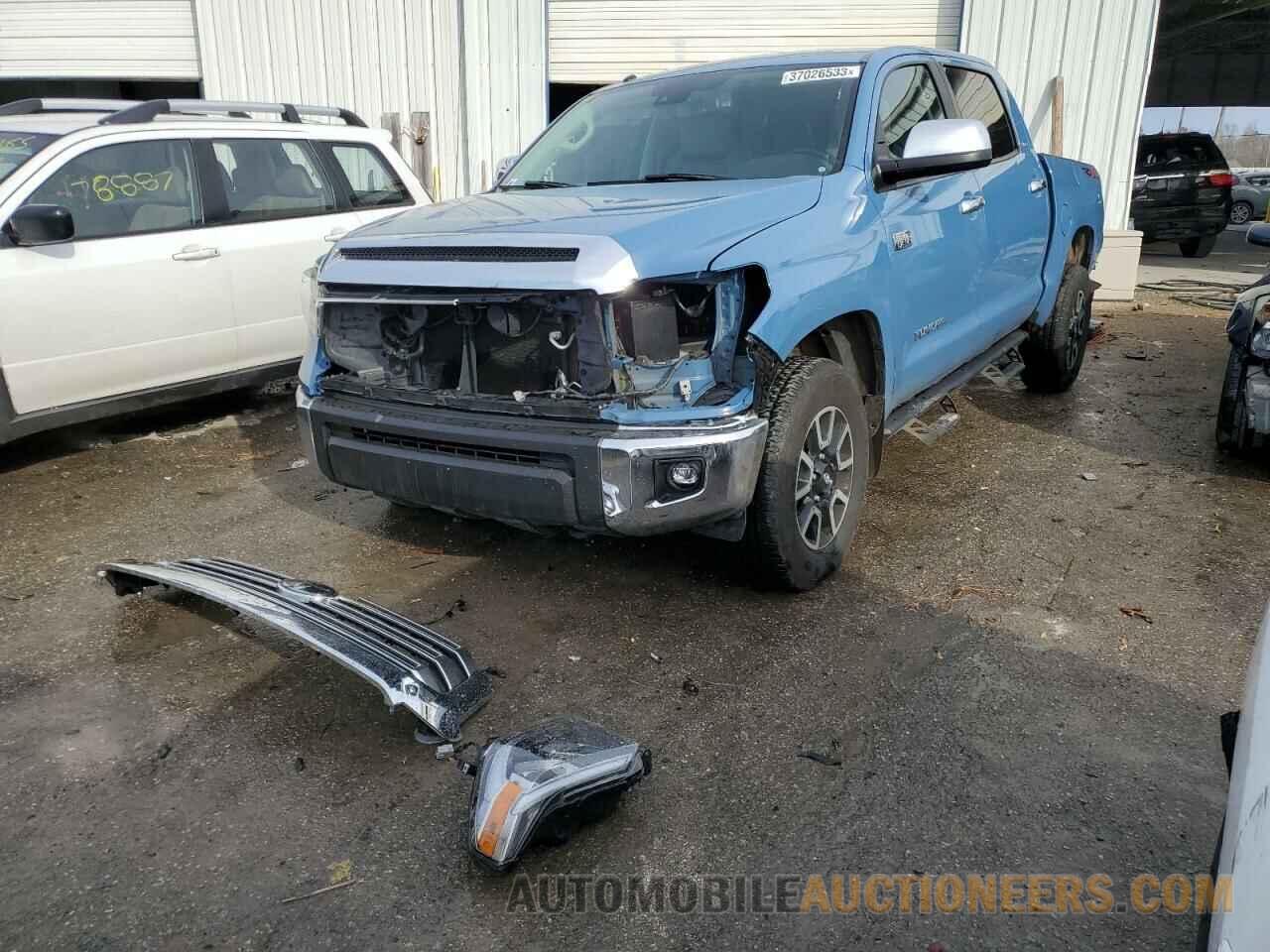 5TFHW5F1XJX738105 TOYOTA TUNDRA 2018