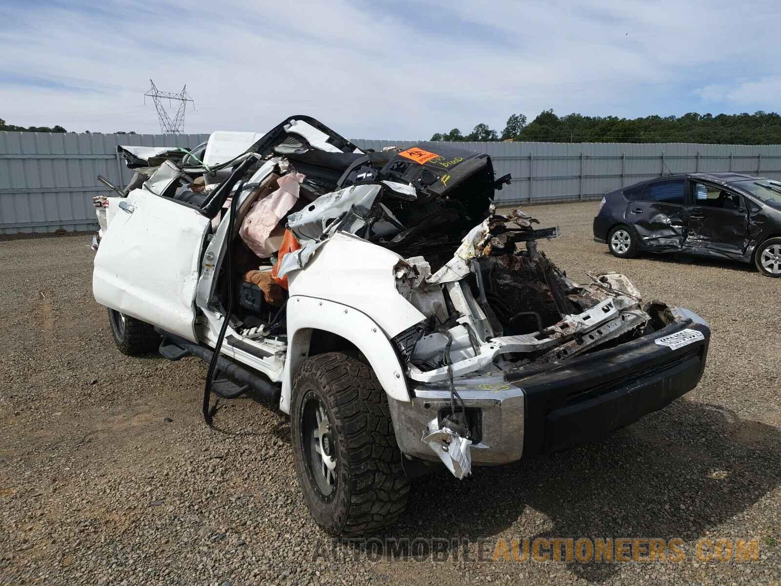 5TFHY5F13HX674669 TOYOTA TUNDRA 2017