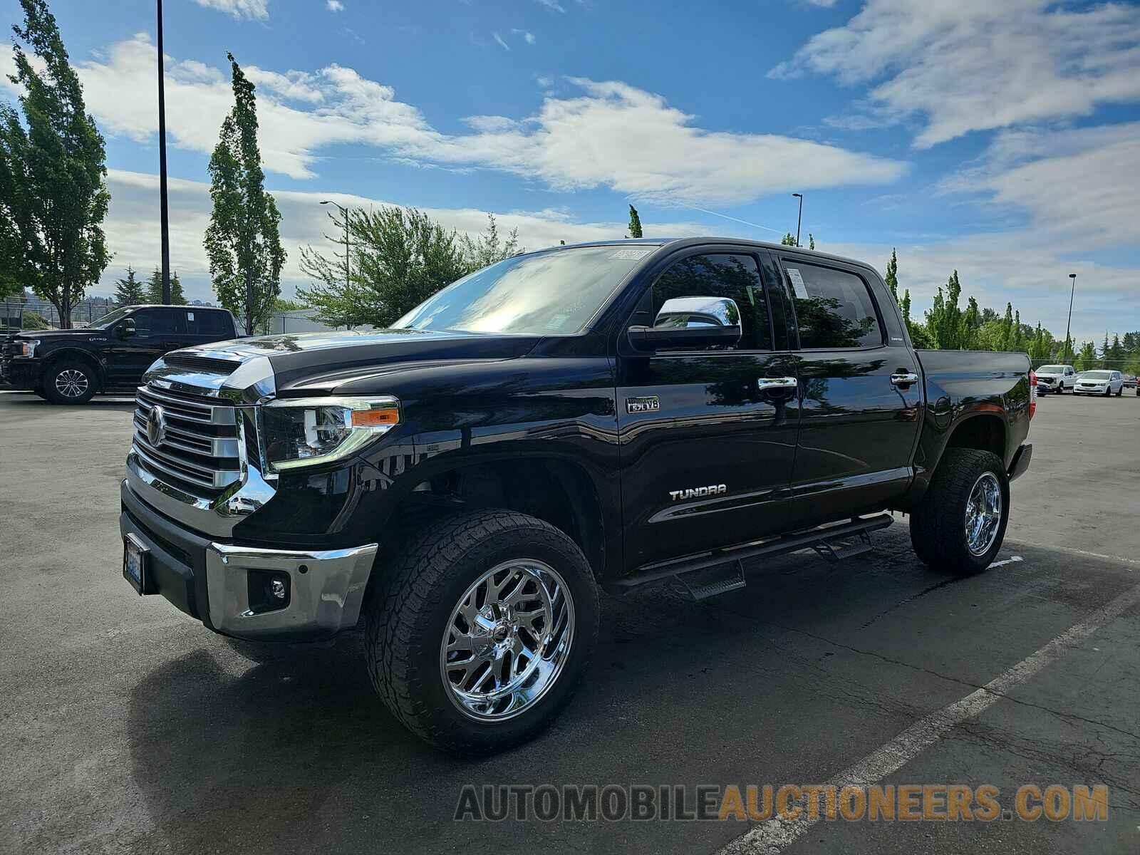 5TFHY5F16JX742484 Toyota Tundra 2018