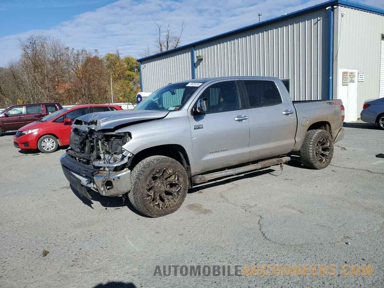 5TFHY5F17FX424882 TOYOTA TUNDRA 2015