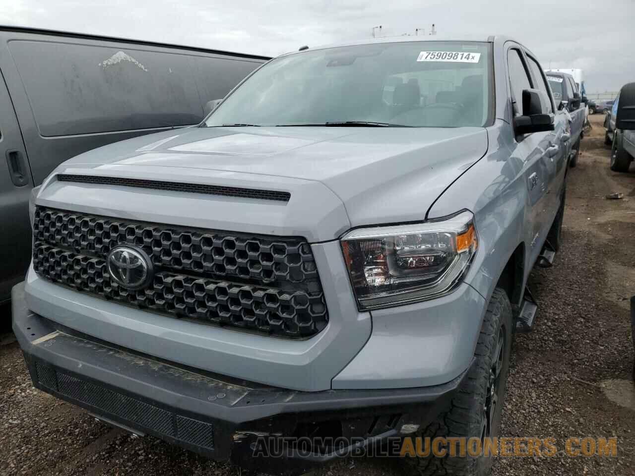 5TFHY5F18JX716758 TOYOTA TUNDRA 2018