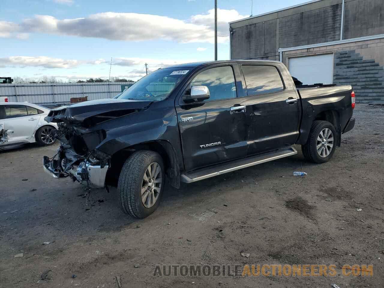 5TFHY5F1XHX583348 TOYOTA TUNDRA 2017