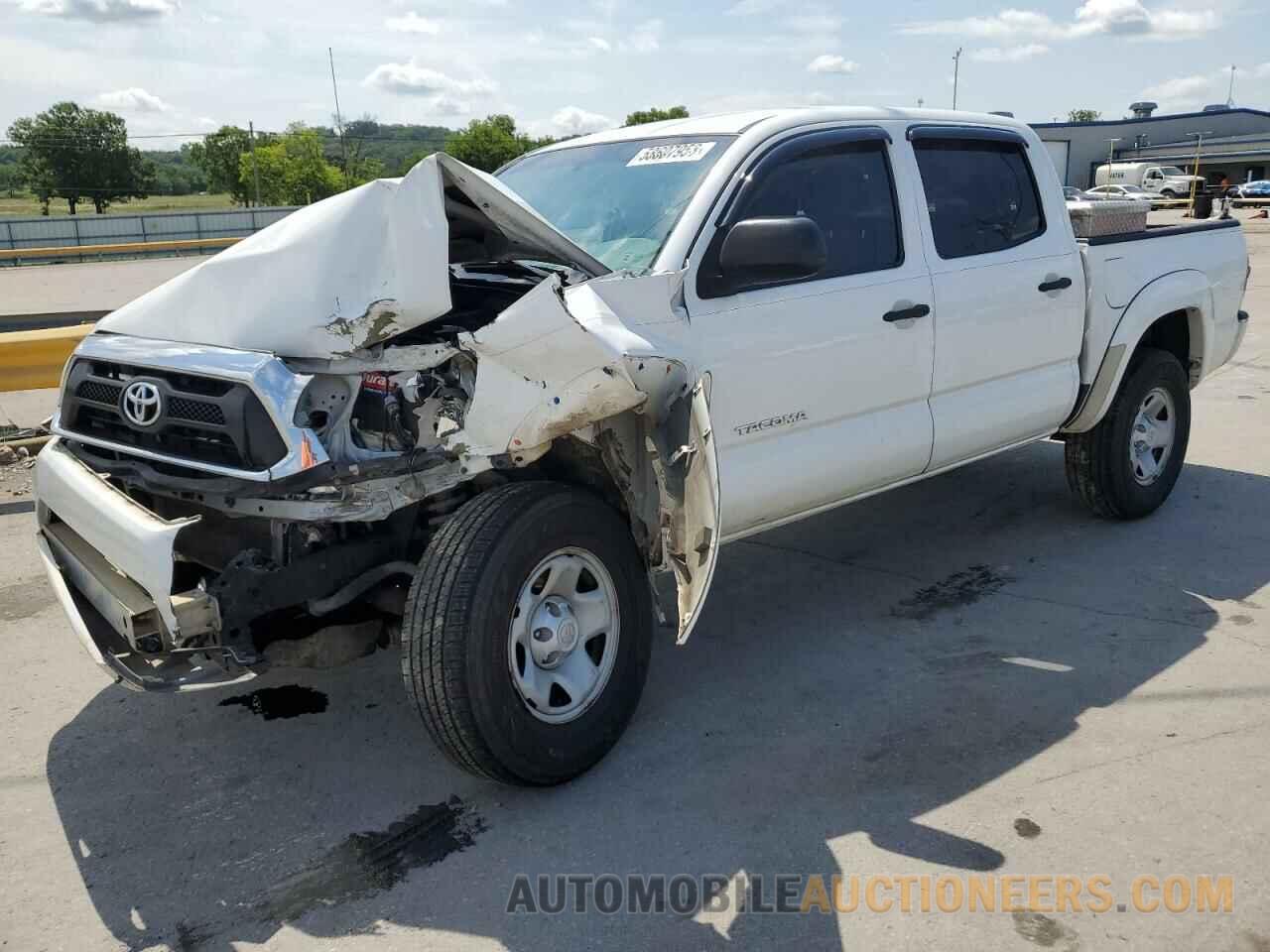 5TFJU4GN2FX082735 TOYOTA TACOMA 2015