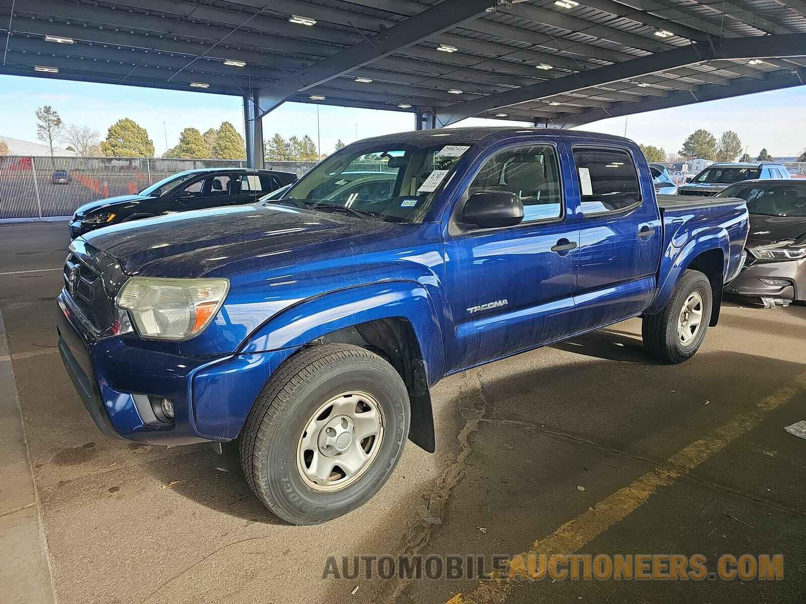 5TFJU4GN3FX068620 Toyota Tacoma 2015