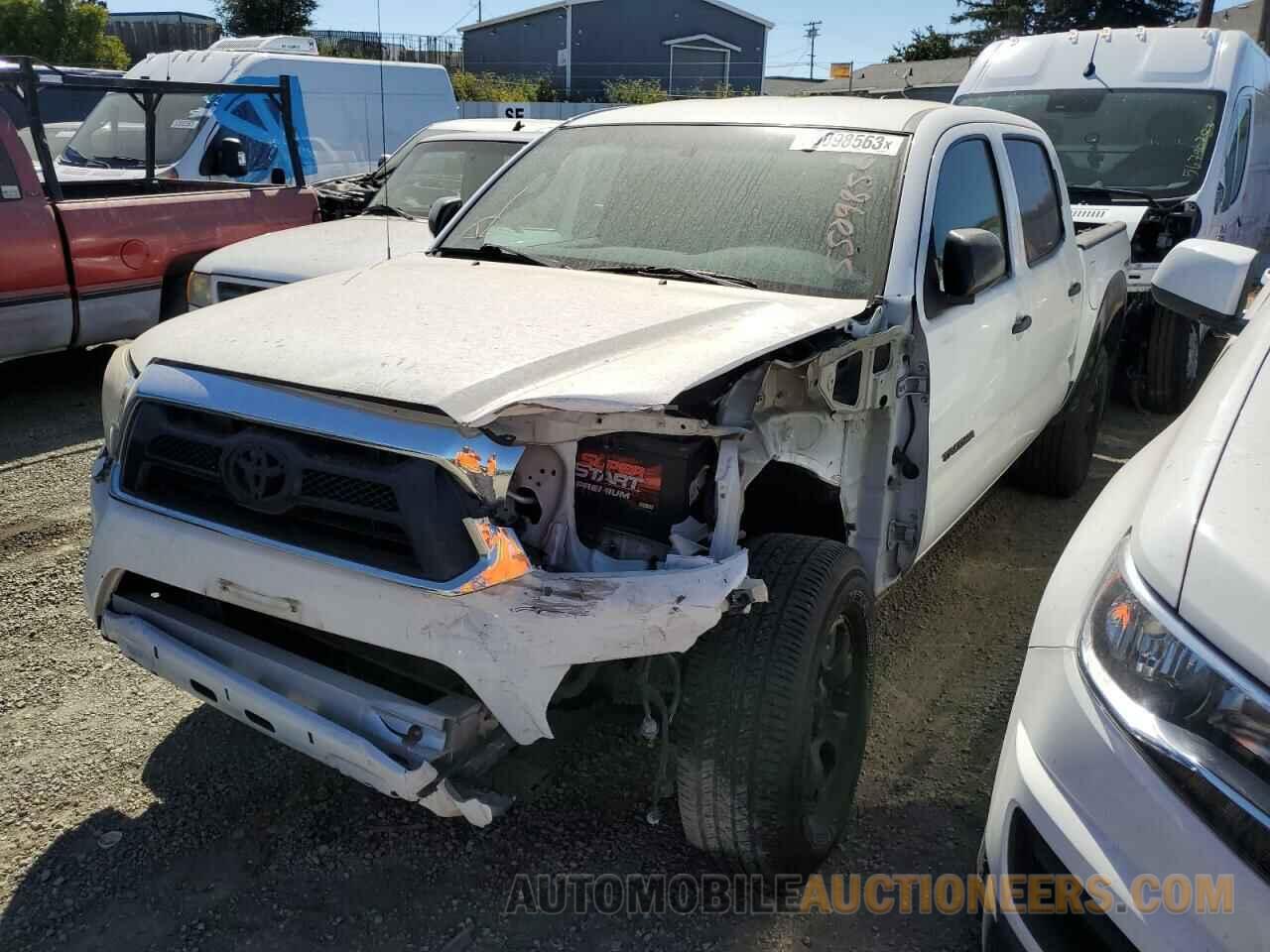 5TFJU4GN7FX077644 TOYOTA TACOMA 2015