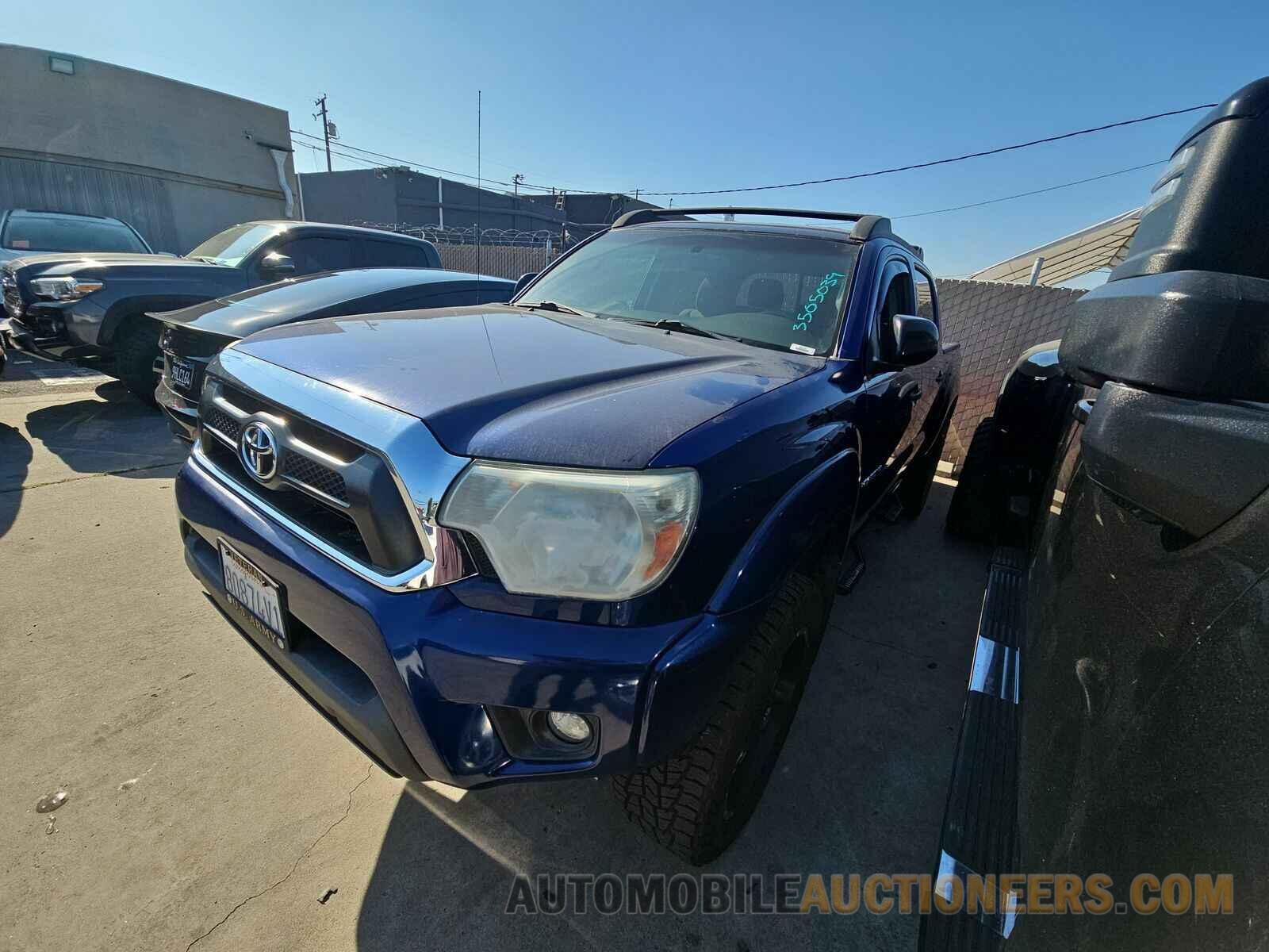 5TFJU4GN9FX073711 Toyota Tacoma 2015