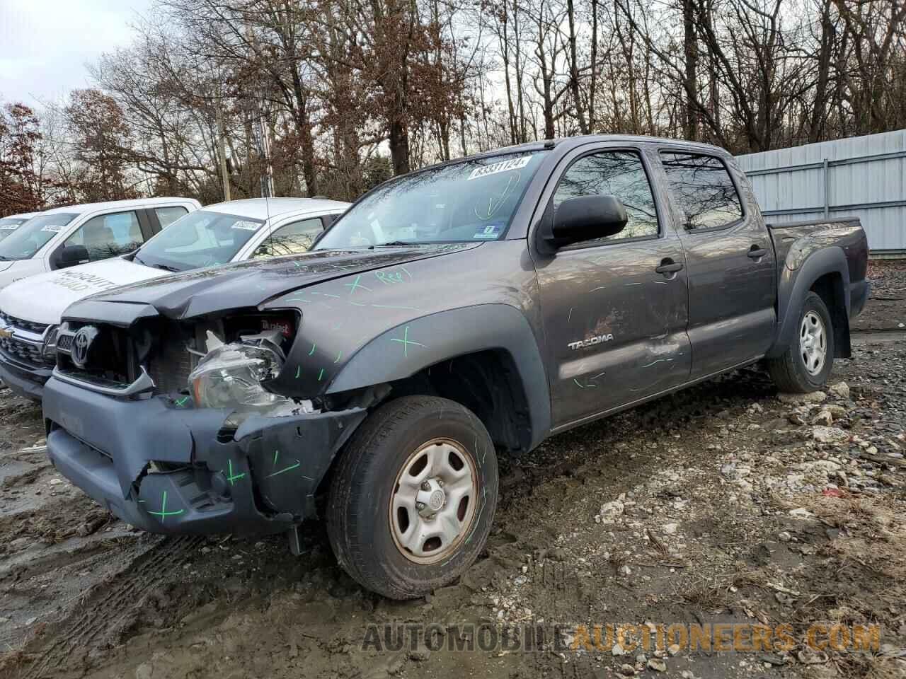 5TFJX4CN4FX062807 TOYOTA TACOMA 2015