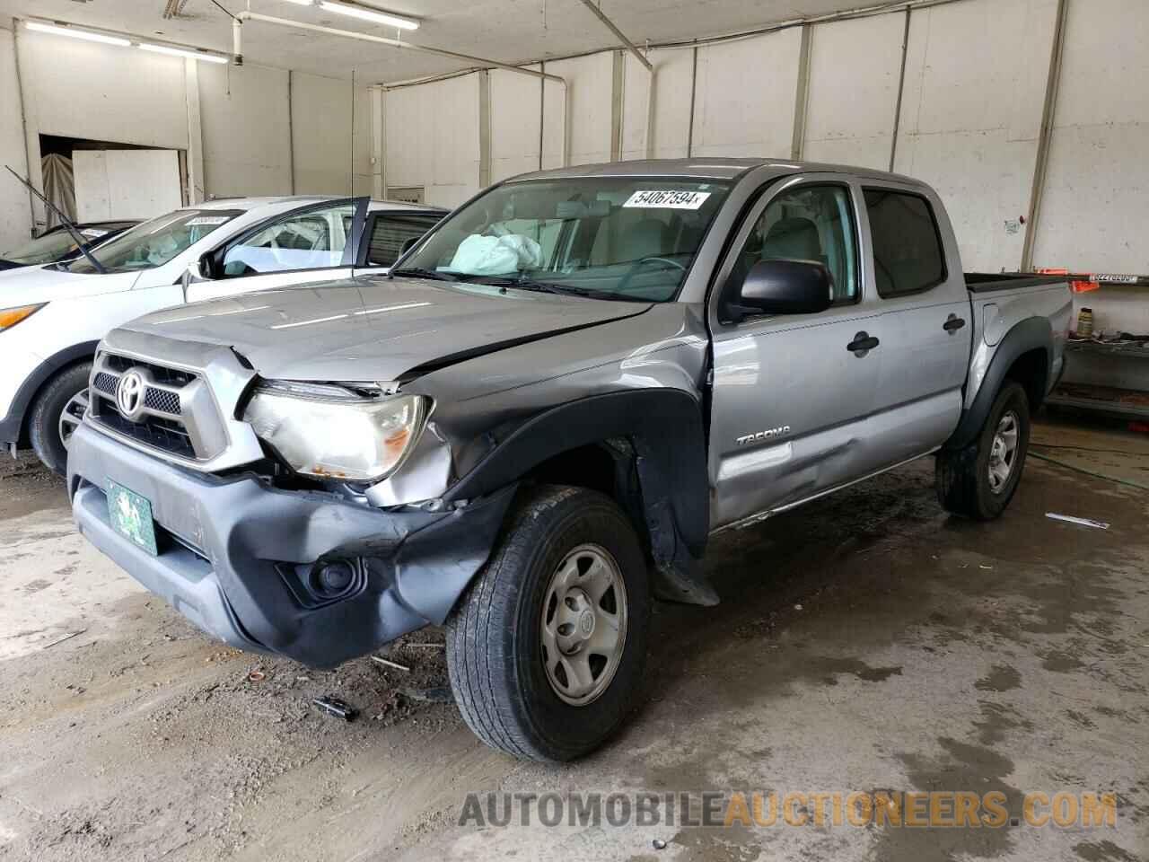 5TFJX4GN4FX046827 TOYOTA TACOMA 2015