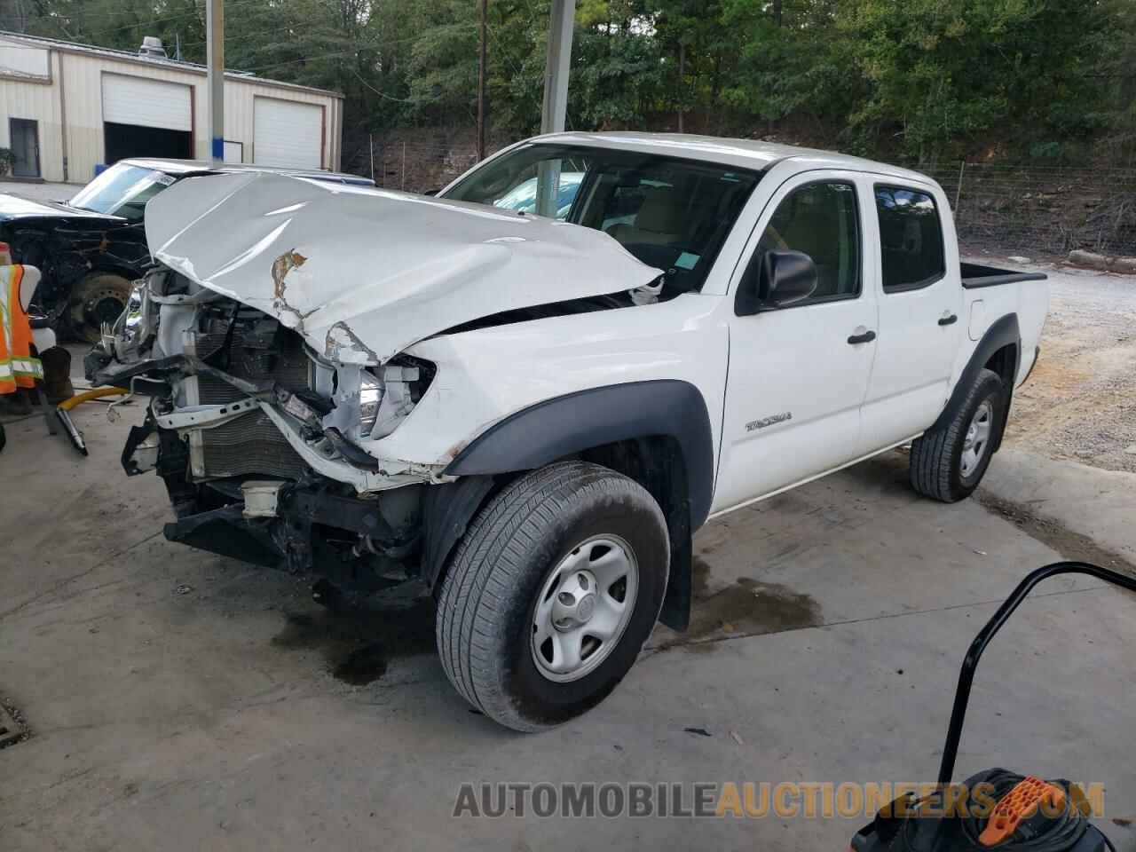 5TFJX4GN9FX041459 TOYOTA TACOMA 2015