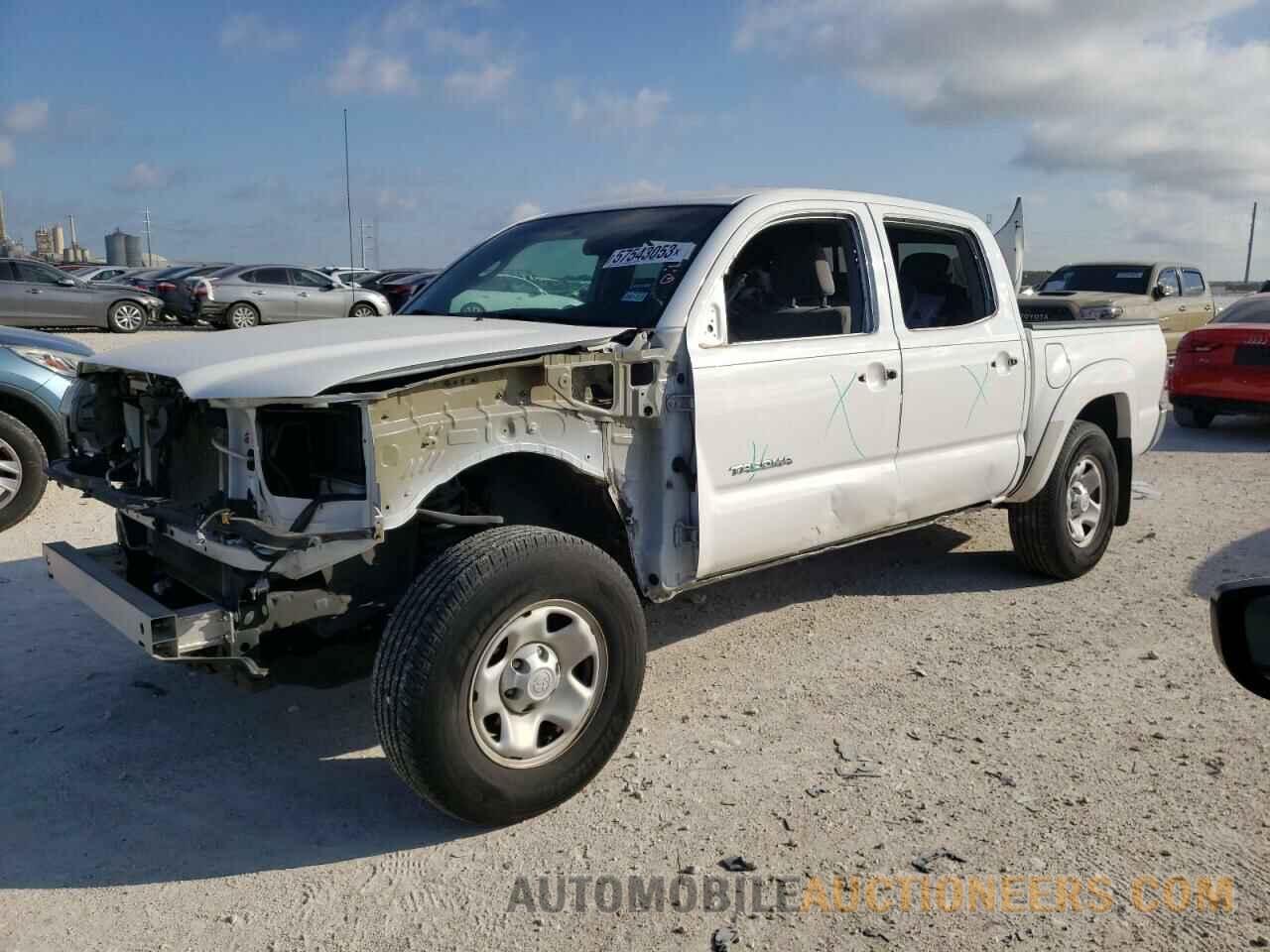 5TFJX4GN9FX050095 TOYOTA TACOMA 2015