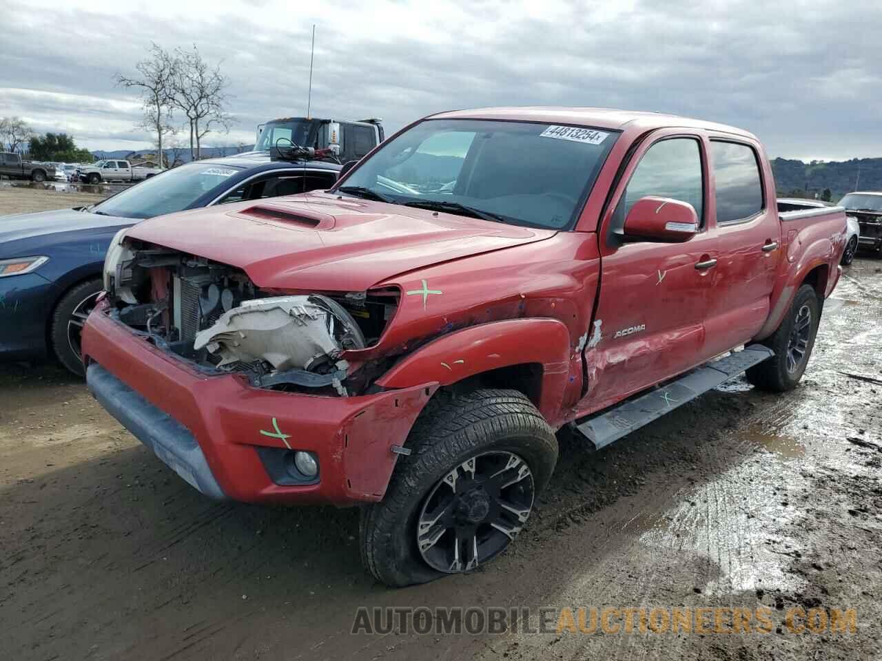 5TFLU4EN1FX115977 TOYOTA TACOMA 2015