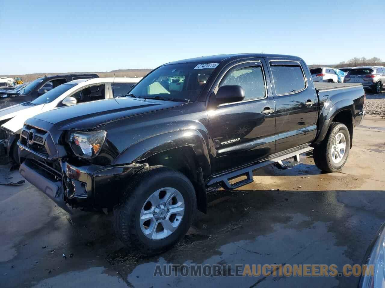 5TFLU4EN2FX138992 TOYOTA TACOMA 2015