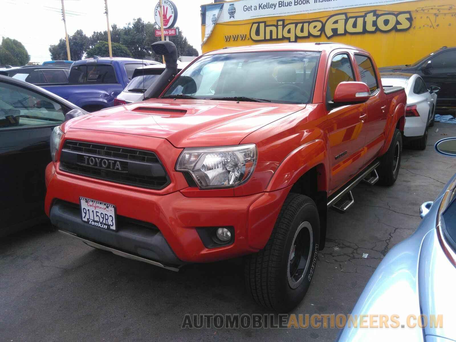 5TFLU4EN3FX118413 Toyota Tacoma 2015