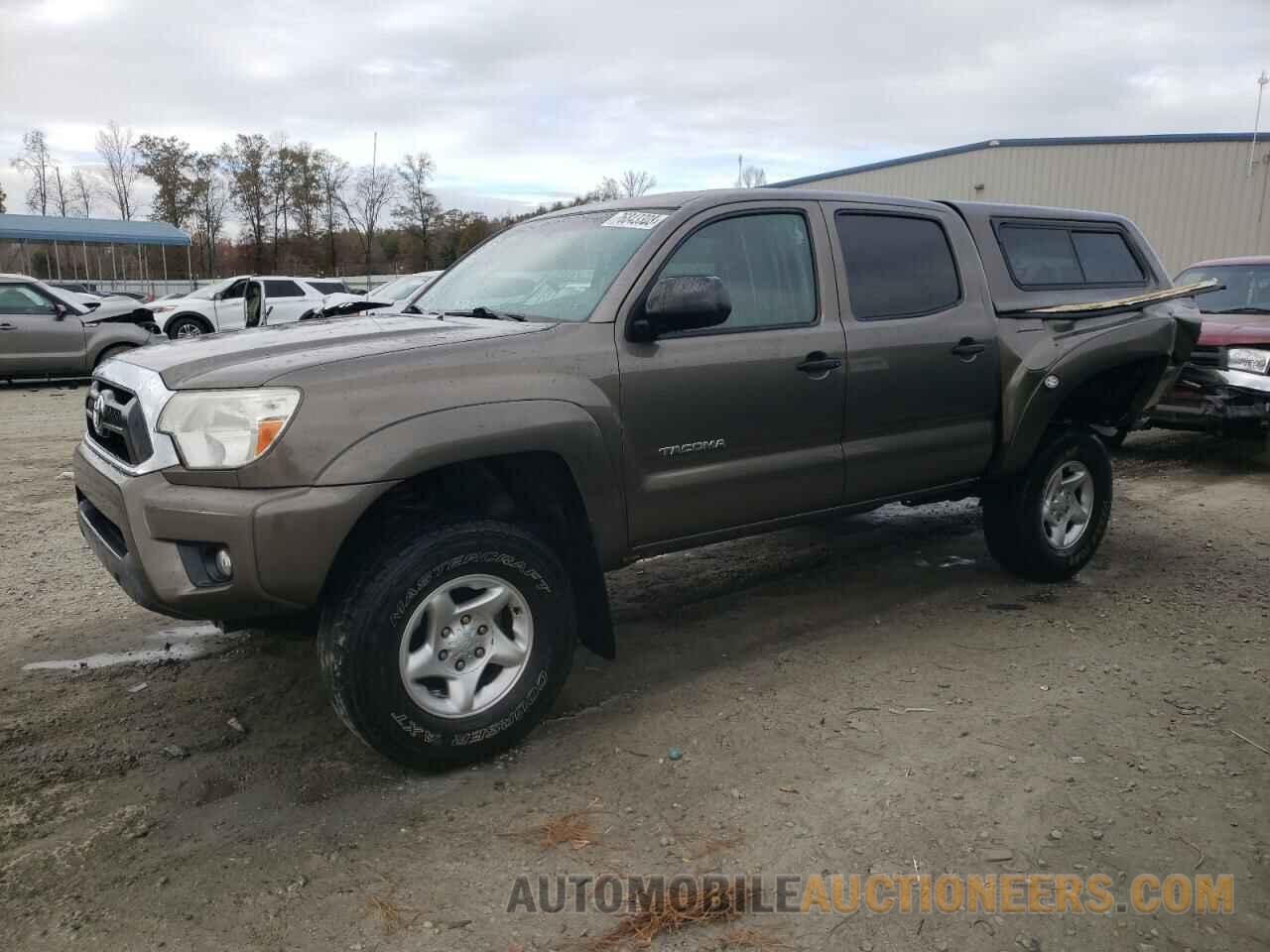 5TFLU4EN4FX113947 TOYOTA TACOMA 2015