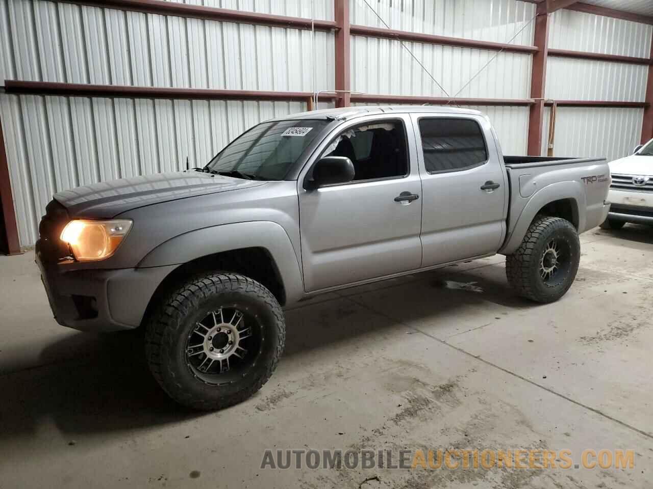 5TFLU4EN5FX134953 TOYOTA TACOMA 2015