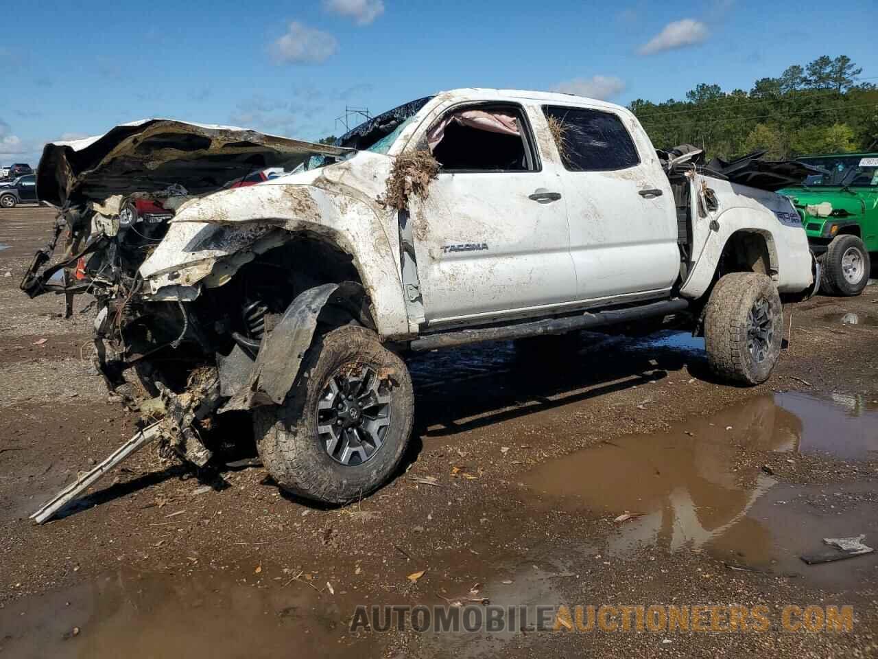 5TFLU4EN6FX120964 TOYOTA TACOMA 2015